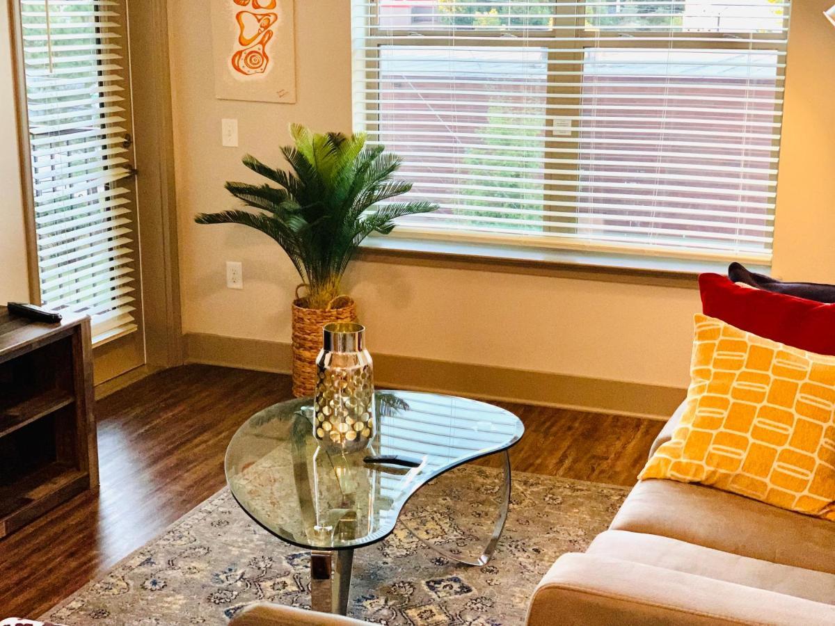 Luxurious And Cozy Apartment In Heart Of Buckhead 애틀랜타 외부 사진