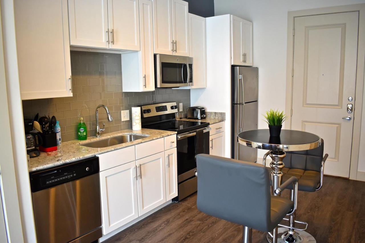 Luxurious And Cozy Apartment In Heart Of Buckhead 애틀랜타 외부 사진